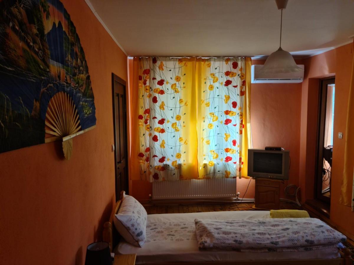 Фън Шуй Къща За Гости 88 Dobrinishte Exterior foto